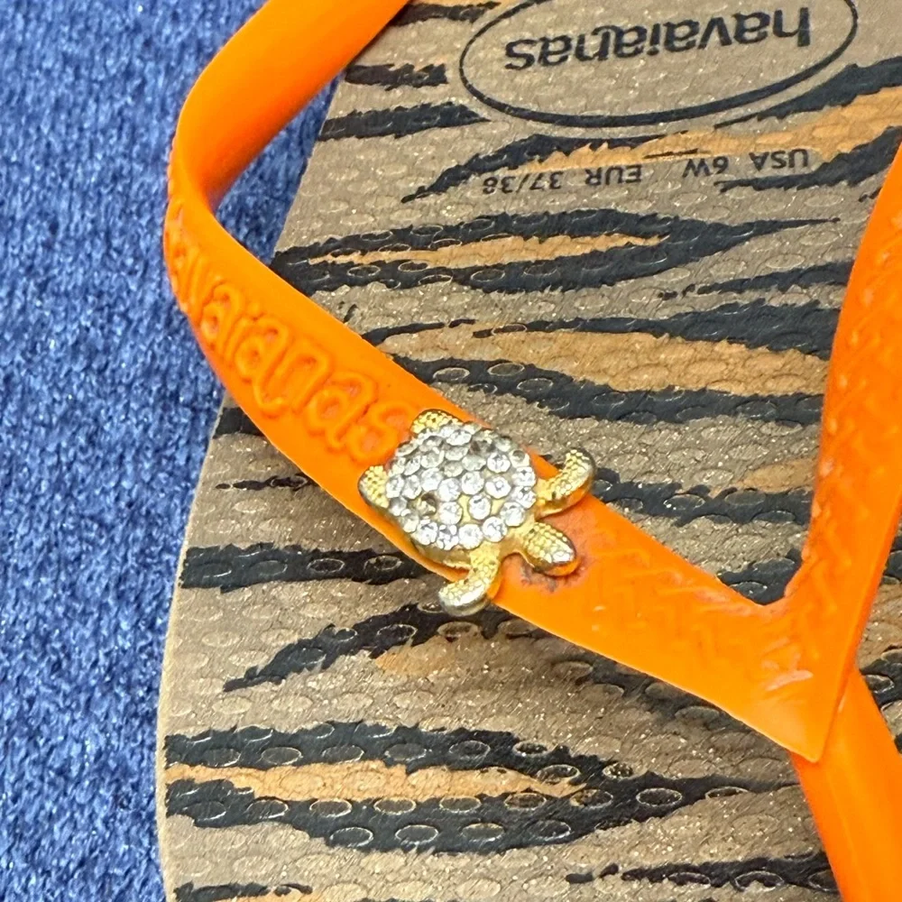 Havaianas Tiger Stripe‎ Flip Flops with Rhinestone Turtle and Orange Straps